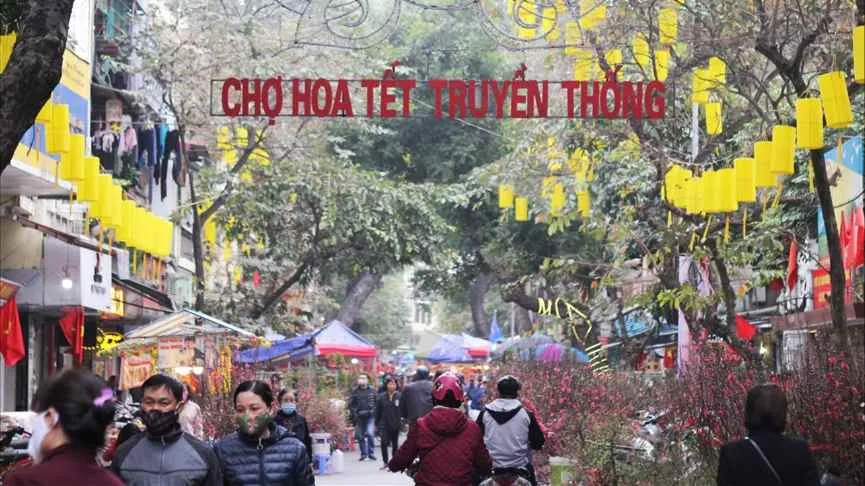 Chủ tịch TP Hà Nội yêu cầu bình ổn thị trường để phục vụ người dân đón Tết Nguyên đán 2024