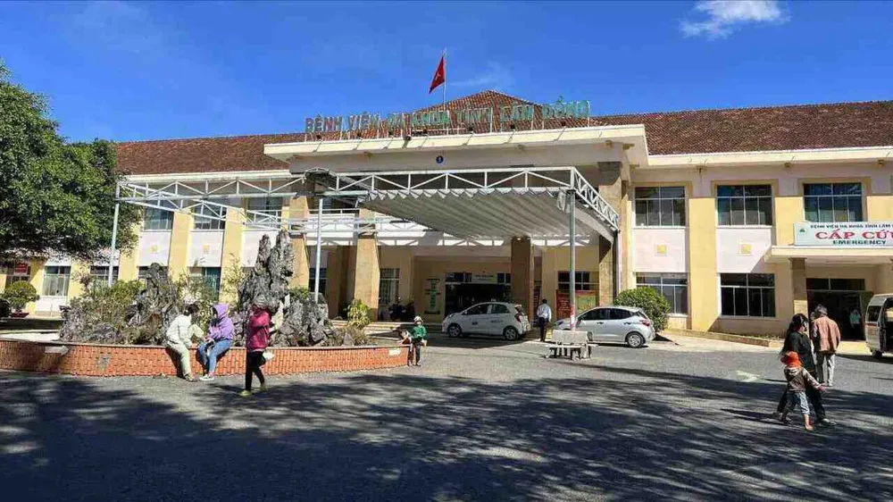 Vụ bệnh nhân phải mổ vì bị trả nhầm kết quả X-Quang: Yêu cầu làm rõ trách nhiệm