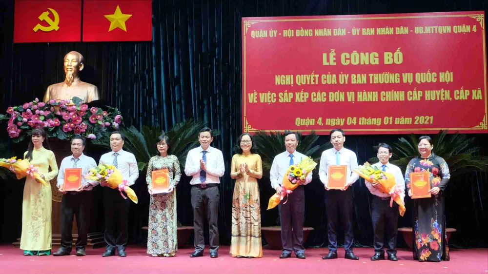 Giải quyết chế độ, chính sách với trường hợp không bố trí việc khác khi sắp xếp đơn vị hành chính 