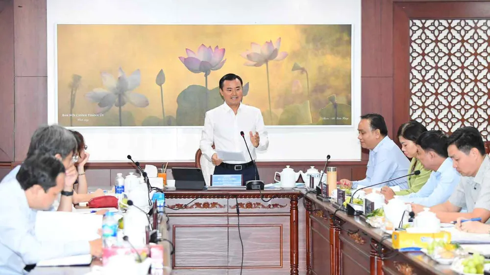 Thành phố phân cấp, sở ngành còn "ôm", địa phương gặp khó giải ngân vốn đầu tư công