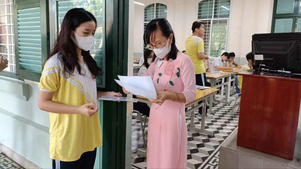 TPHCM: Ứng dụng VNEID không thay thế căn cước công dân tại kỳ thi tuyển sinh lớp 10