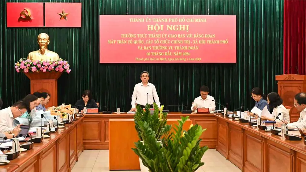 Hoạt động của khối vận động quần chúng phải phát huy dân chủ, xây dựng khối đại đoàn kết toàn dân tộc