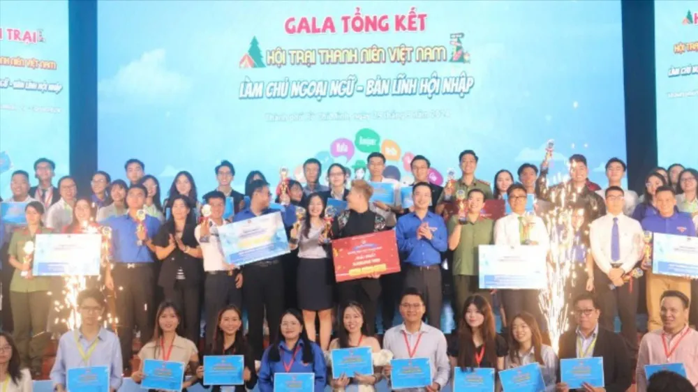 Tổng kết “Hội trại Thanh niên Việt Nam: Làm chủ ngoại ngữ - Bản lĩnh hội nhập”