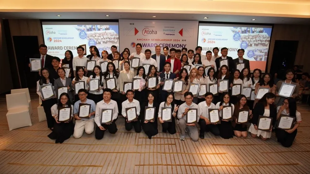 AmCham trao tặng 60 suất học bổng cho sinh viên TPHCM