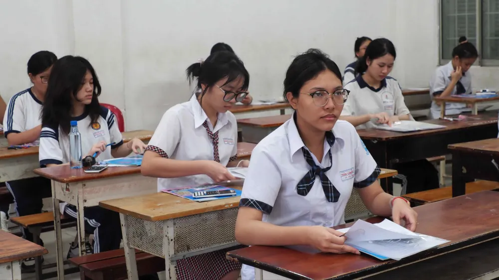 TPHCM: Hướng dẫn tiêu chí xét tuyển lớp 6 và lớp 10 năm học 2025-2026