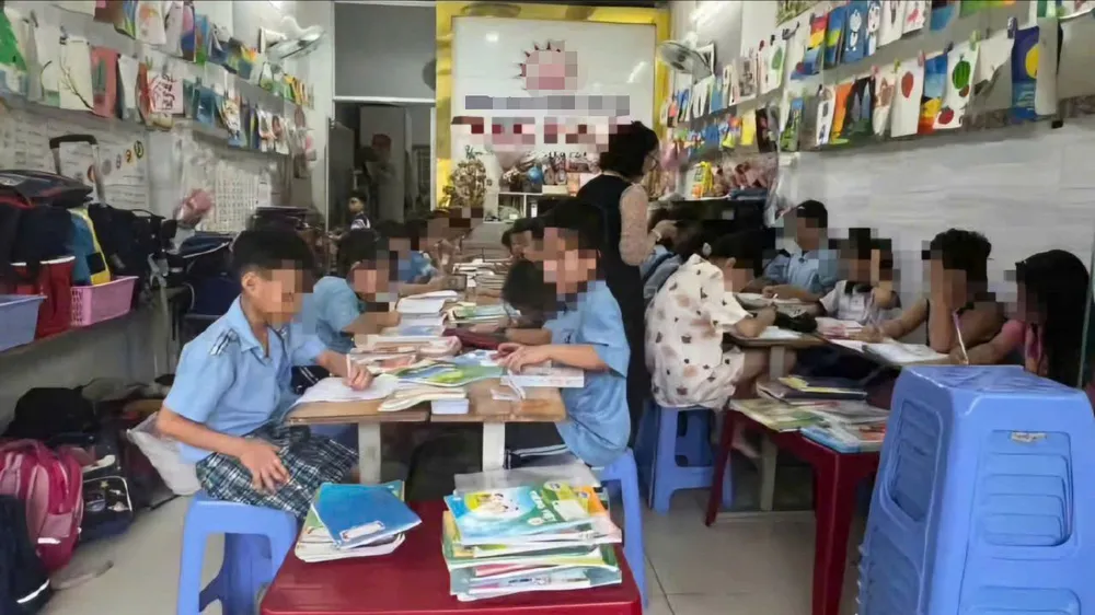 TPHCM: Nhiều quận, huyện "ra quân" xử phạt trung tâm dạy thêm sai quy định