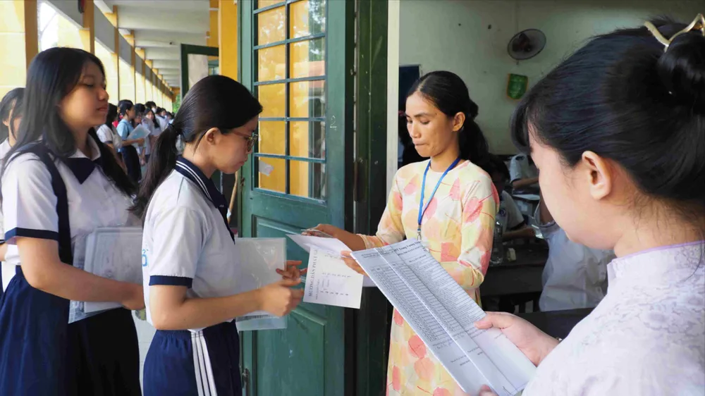 TPHCM: Dự kiến thí sinh đăng ký tối đa 8 nguyện vọng tuyển sinh lớp 10 công lập