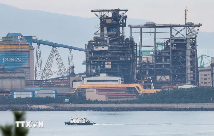 Nhà máy thép POSCO tại Pohang, Hàn Quốc. Ảnh: YONHAP/TTXVN