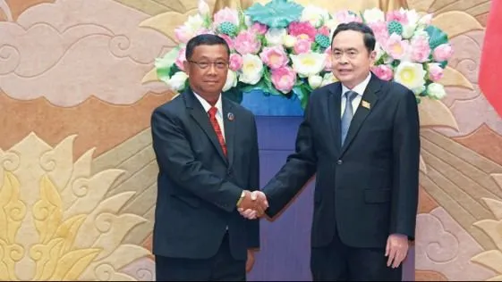 Việt Nam sẵn sàng chia sẻ kinh nghiệm, hỗ trợ Lào trong xây dựng và phát triển đất nước