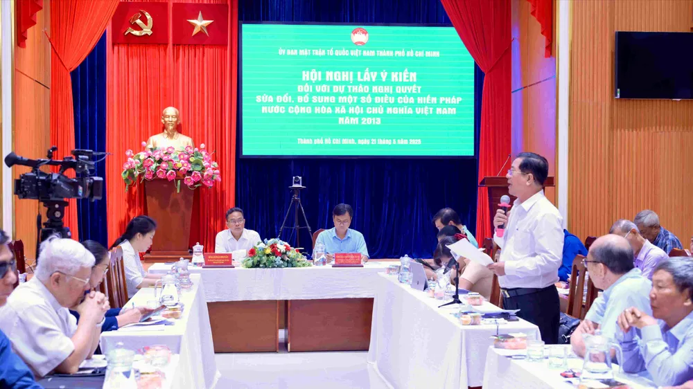 Ủy ban MTTQ Việt Nam TPHCM tổ chức lấy ý kiến góp ý sửa đổi Hiến pháp năm 2013