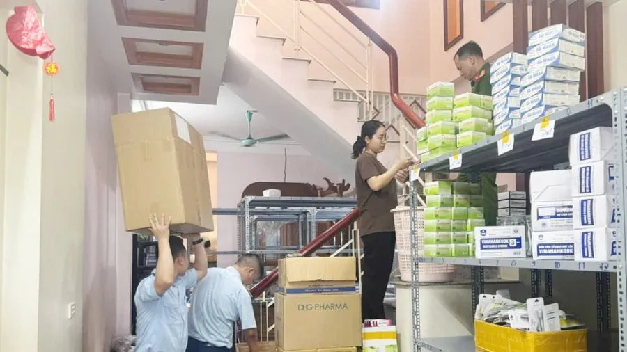 Thanh Hóa: Khởi tố 2 bị can về hành vi buôn bán thuốc giả