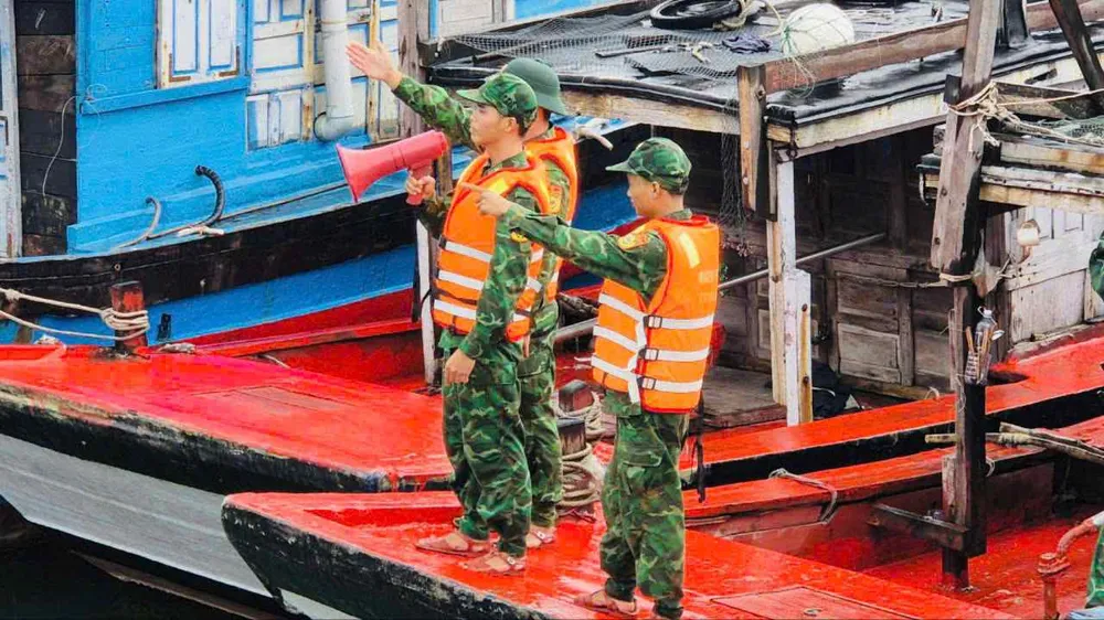 Triển khai Ban chỉ đạo tiền phương ứng phó bão số 5 tại Nghệ An