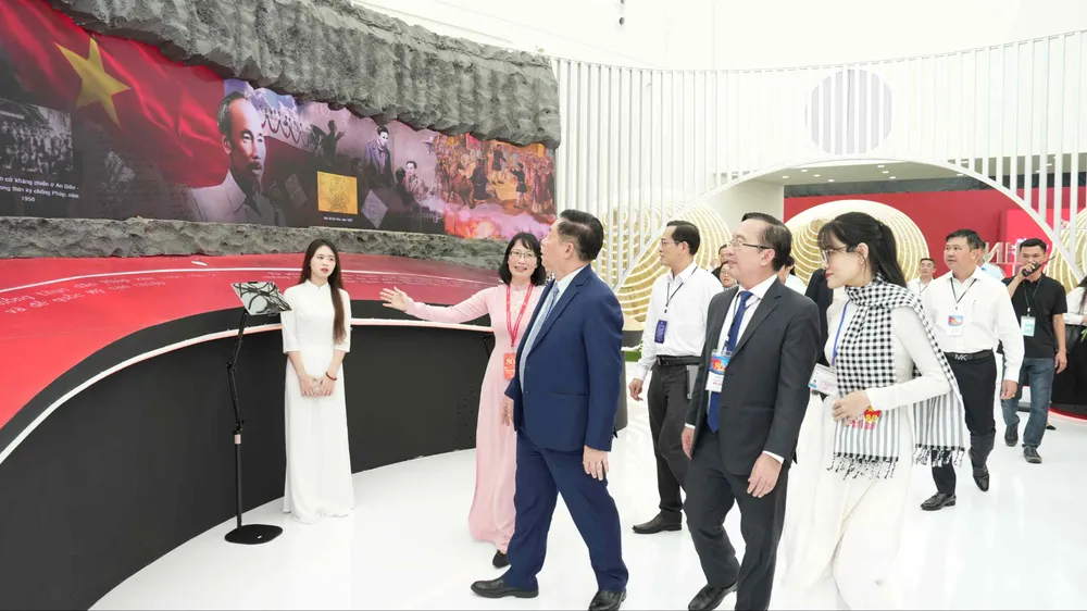 “TPHCM - Tầm vóc thời đại, kiến tạo tương lai” tại triển lãm 80 năm Thành tựu đất nước 