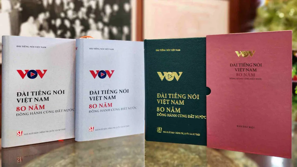 Ra mắt sách “Đài Tiếng nói Việt Nam - 80 năm đồng hành cùng đất nước”