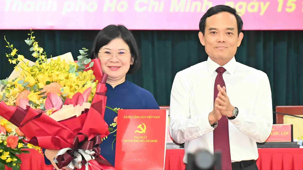 Đồng chí Văn Thị Bạch Tuyết giữ chức Phó Bí thư Thành ủy TPHCM