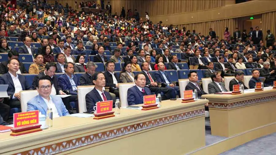 Lãnh đạo TP Hải Phòng gặp gỡ, đối thoại với cán bộ, viên chức ngành giáo dục