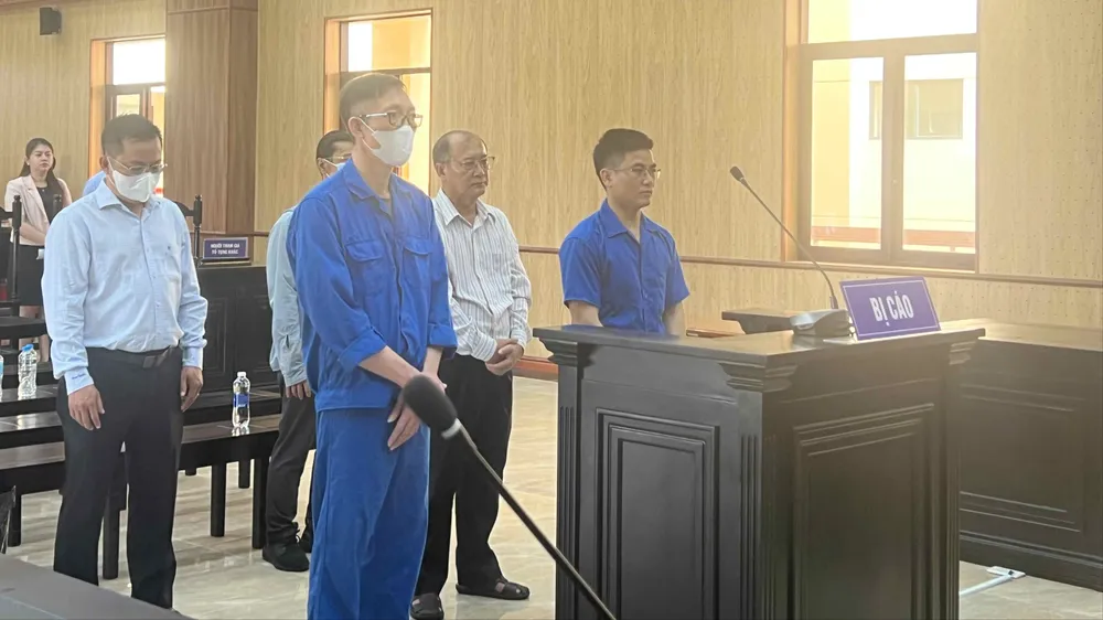  “Thổi giá” thiết bị, cựu giám đốc sở y tế bị tuyên phạt 5 năm tù