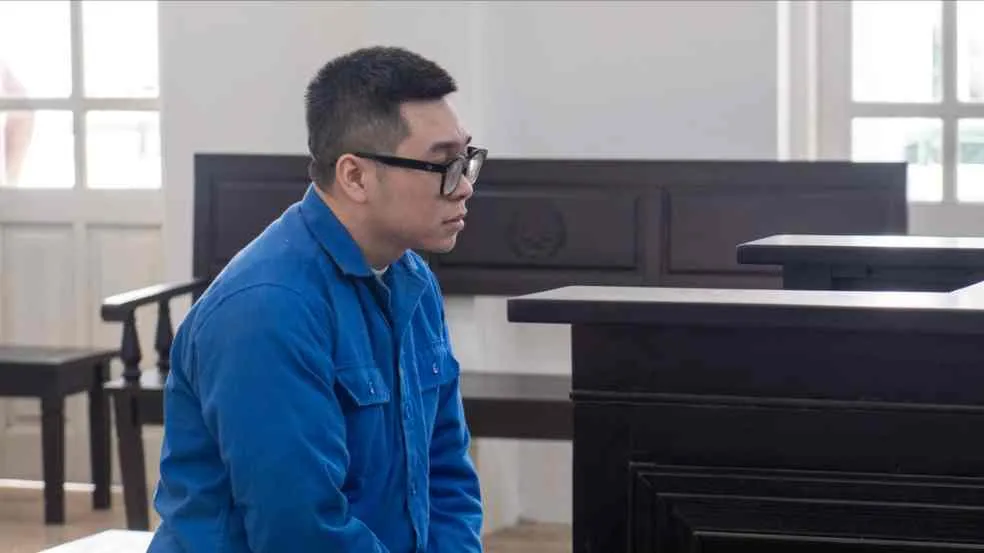 Hà Nội: Người đàn ông đánh phụ nữ ở sảnh chung cư lĩnh 6 tháng tù