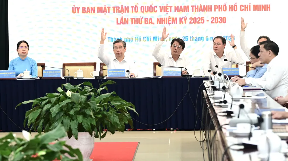 Ủy ban MTTQ Việt Nam TPHCM kiện toàn nhân sự và tổ chức thành viên