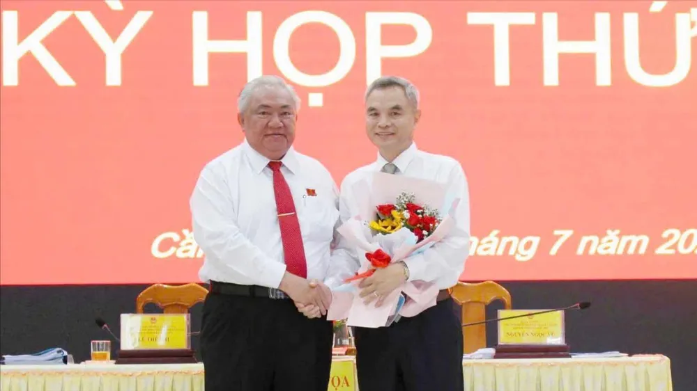 Đồng chí Mai Trung Hưng giữ chức Chủ tịch UBND xã Cần Giờ