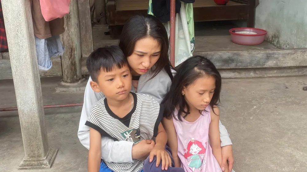 Chồng tử nạn nơi đất khách, bỏ lại vợ và 2 con thơ