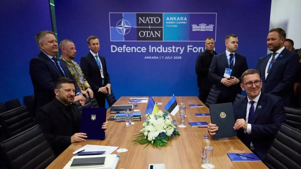 Châu Âu và Ukraine tăng liên kết quốc phòng, ngoại giao