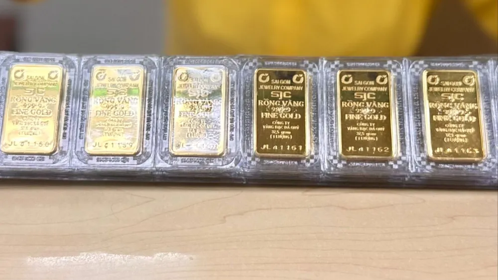 Vàng thương hiệu SJC. Ảnh: NHUNG NGUYỄN