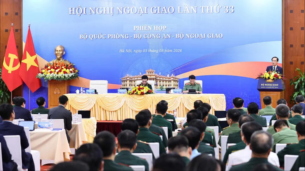 Phiên họp giữa 3 bộ: Quốc phòng, Công an, Ngoại giao trong khuôn khổ hội nghị ngoại giao. Ảnh: HÀ NGUYỄN