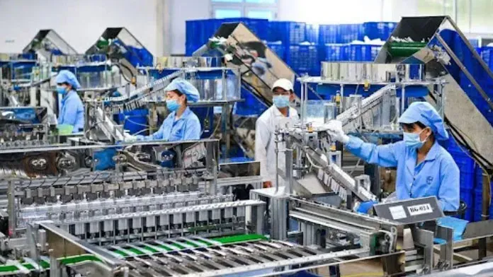 Giảm thuế, cải cách thể chế giúp doanh nghiệp lớn lên