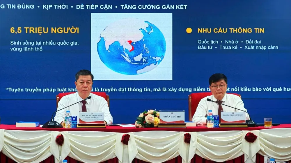 Đổi mới công tác tuyên truyền, phổ biến lý luận chính trị trên không gian mạng