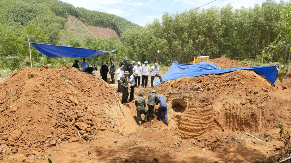 Kiên trì bám đồi Xuân Sơn tìm kiếm hài cốt liệt sĩ