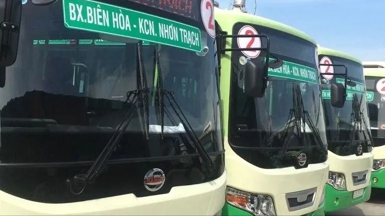 Các xe buýt đang hoạt động vận tải hành khách công cộng bằng xe buýt trên địa bàn TP Đồng Nai