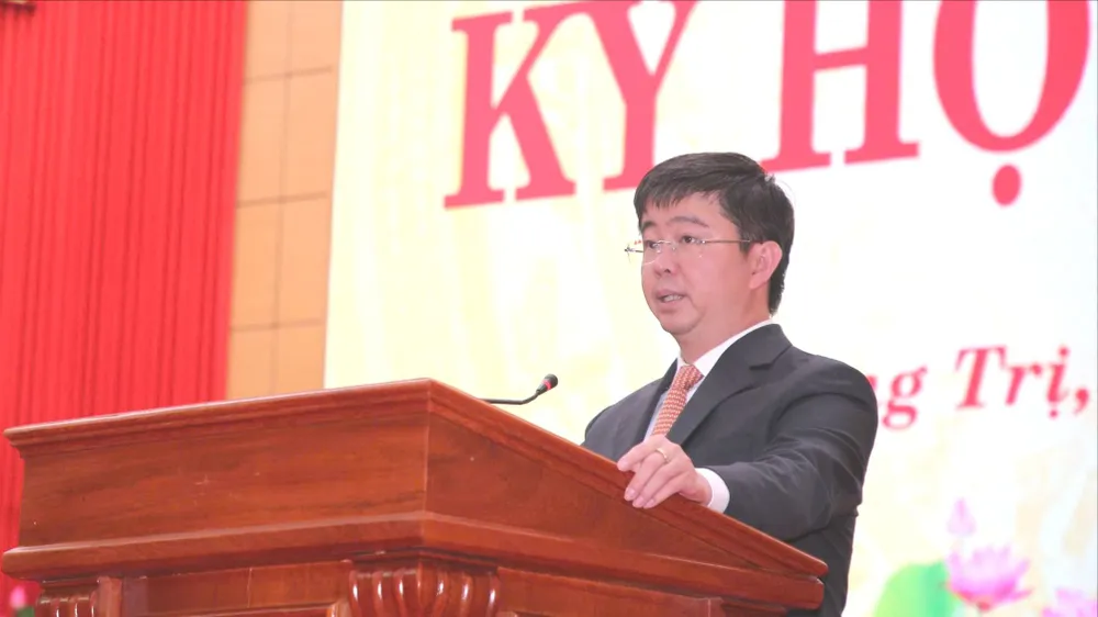 Các đại biểu HĐND tỉnh Quảng Trị khóa IX, nhiệm kỳ 2026 - 2031 đã bầu đồng chí Bùi Hoàng Phương, Phó Bí thư Tỉnh ủy Quảng Trị giữ chức Chủ tịch UBND tỉnh Quảng Trị 