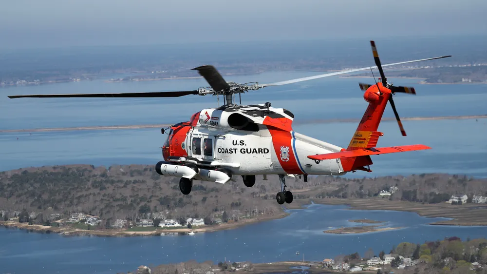 Máy bay cứu thương mất tích ngoài khơi bang Massachusetts, Mỹ