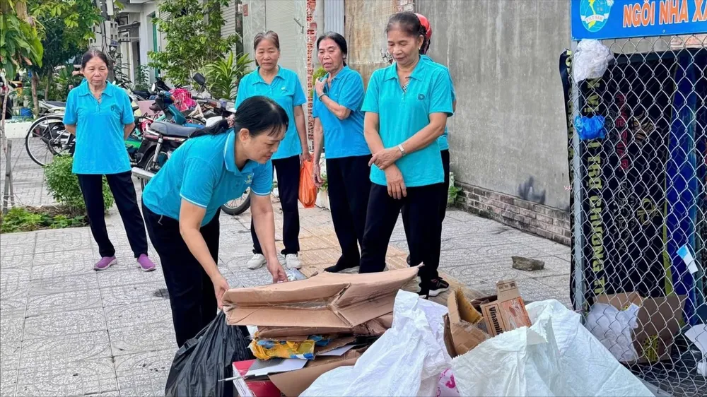 Phụ nữ phường Rạch Dừa phát huy vai trò, trách nhiệm trong gia đình và xã hội