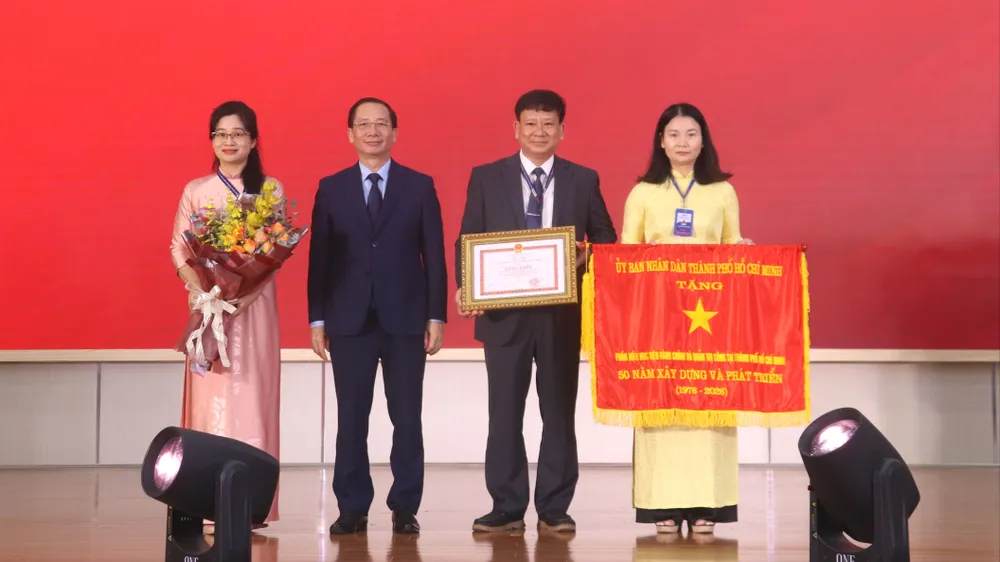 Phân hiệu Học viện Hành chính và Quản trị công tại TPHCM kỷ niệm 50 năm thành lập 