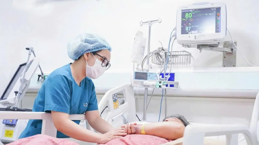 Bệnh nhân nặng nhất trong vụ ngộ độc bánh mì đã hồi phục
