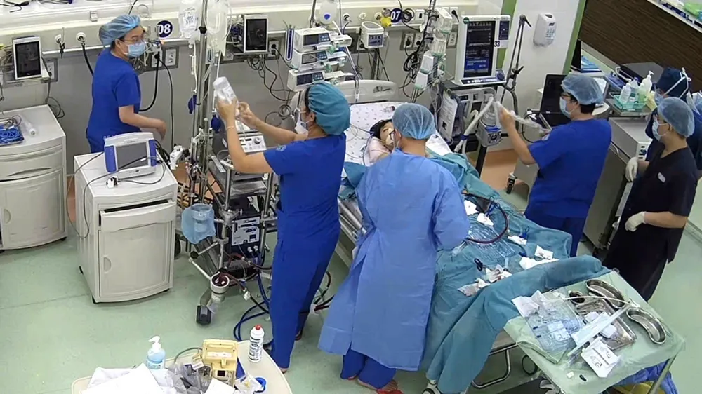 Bé 7 tuổi trụy tim vì mắc cúm mùa