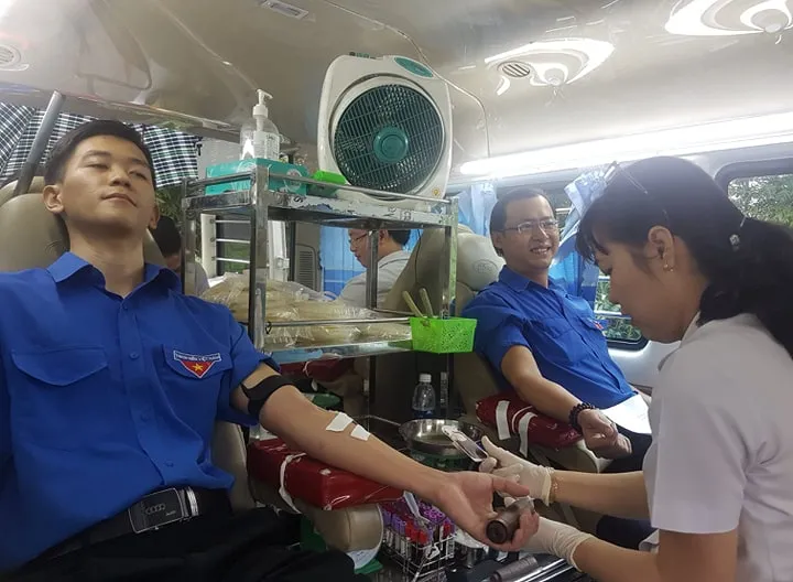 Gần 100 cán bộ, công nhân viên Công ty Fosco tham gia ngày hội hiến máu