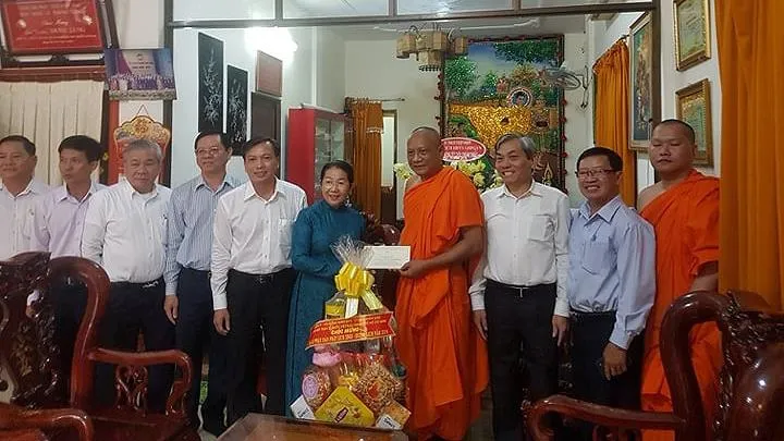 Tăng cường khối đại đoàn kết toàn dân tộc, gắn bó mật thiết giữa đạo và đời