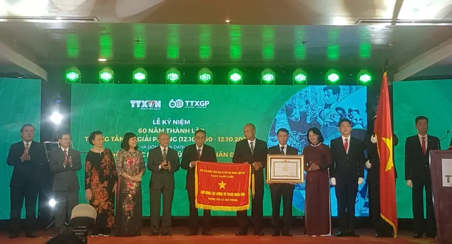 Thông tấn xã Giải phóng nhận danh hiệu Anh hùng Lực lượng vũ trang nhân dân