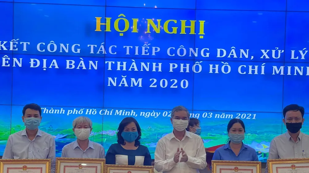 Giải quyết dứt điểm các trường hợp khiếu nại, tố cáo đông người, tồn đọng kéo dài