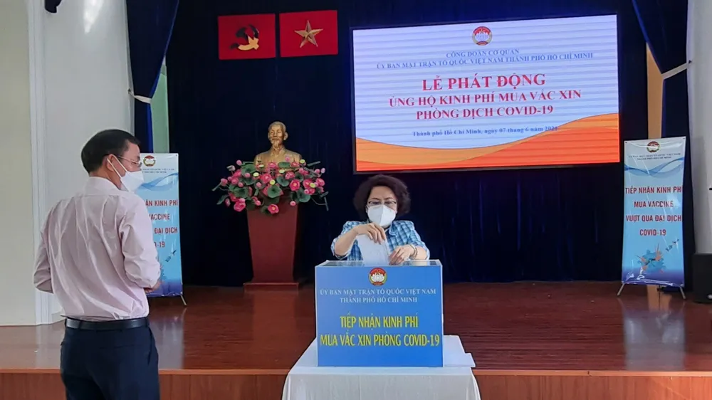  Tiếp nhận đăng ký ủng hộ hơn 12,4 tỷ đồng Quỹ Phòng, chống dịch Covid-19 TPHCM