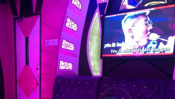 Đề xuất mở lại dịch vụ karaoke, vũ trường, câu lạc bộ khiêu vũ tại TPHCM 