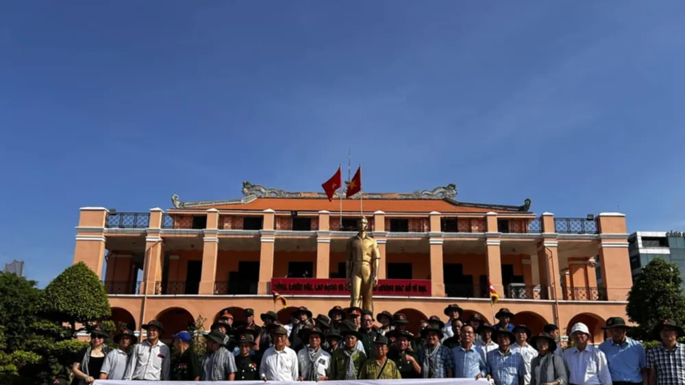 Đoàn tham quan Bảo tàng Hồ Chí Minh, Chi nhánh TPHCM