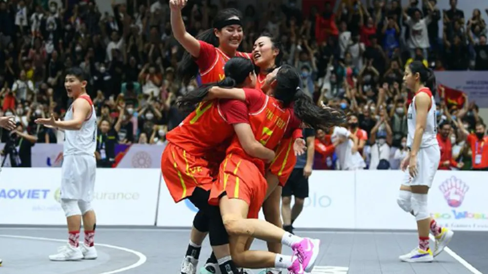 Tuyển bóng rổ nữ Việt Nam tạo nên kỳ tích tại SEA Games 31 nội dung 3x3. Ảnh: VBF