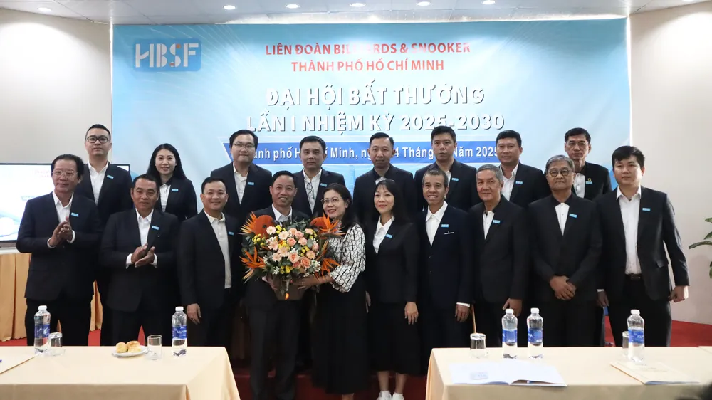Ban chấp hành Liên đoàn Billiards và Snooker TPHCM nhiệm kỳ 2025-2030. Ảnh: THANH TÙNG 