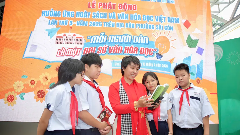 Ngày sách 2026 tại đường sách TPHCM góp phần khơi dậy khát vọng tri thức trong kỷ nguyên số. Ảnh: Quỳnh Mai 