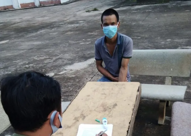 Cường bị tạm giữ khi vượt biên trốn cách ly