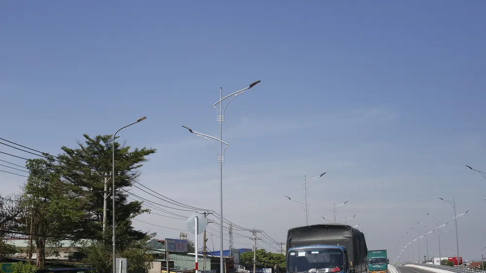 Thông xe cầu vượt Dầu Giây trên quốc lộ 1